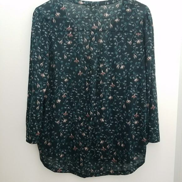 H&M Top - Picture 2 of 3